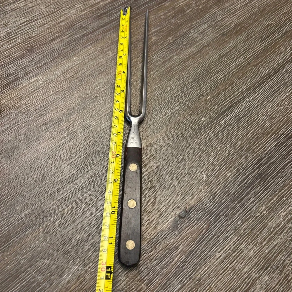 Vintage Dexter 28-78 Connoisseur Carving Meat Fork 11